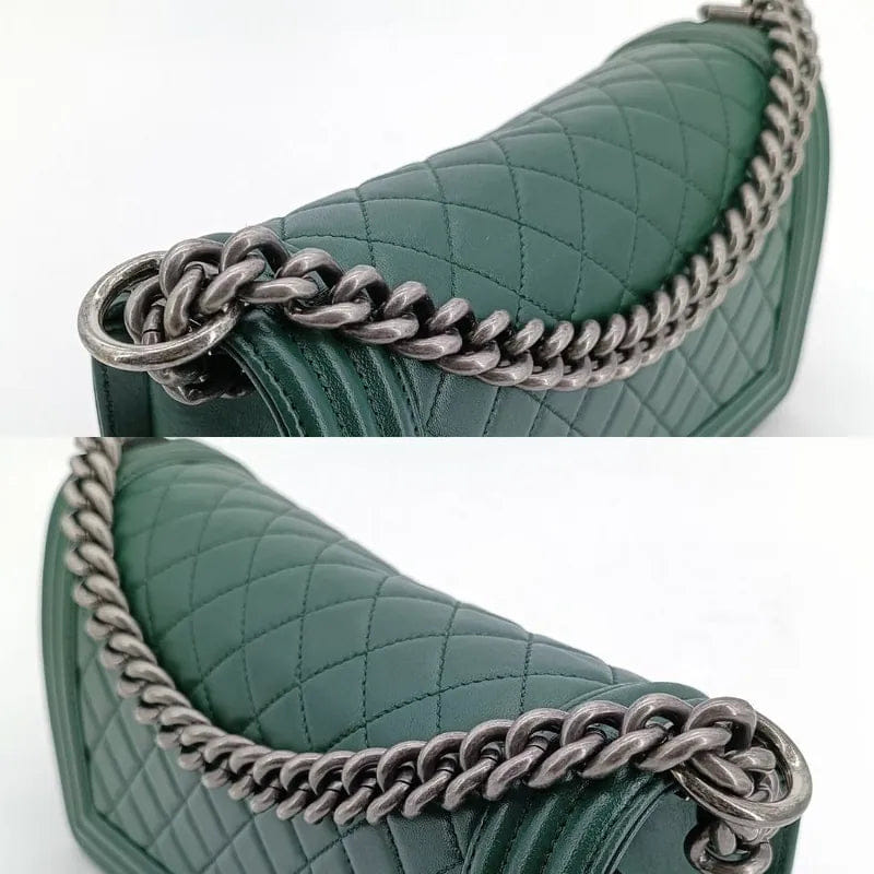 JS558 - CHANEL Boy Green Lambskin Flap Bag