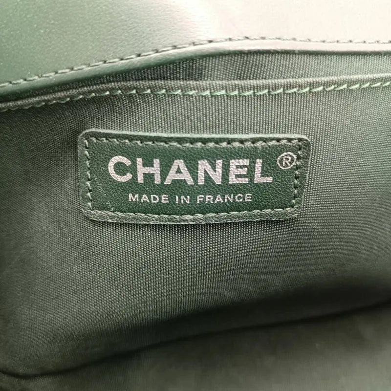 JS558 - CHANEL Boy Green Lambskin Flap Bag