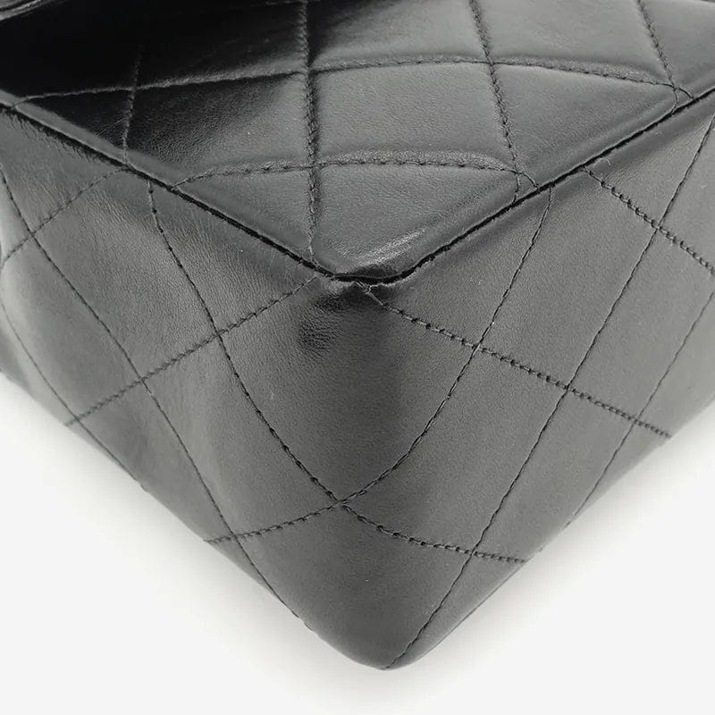 JQ455 - CHANEL Vintage Black Lambskin Shoulder Flap Bag