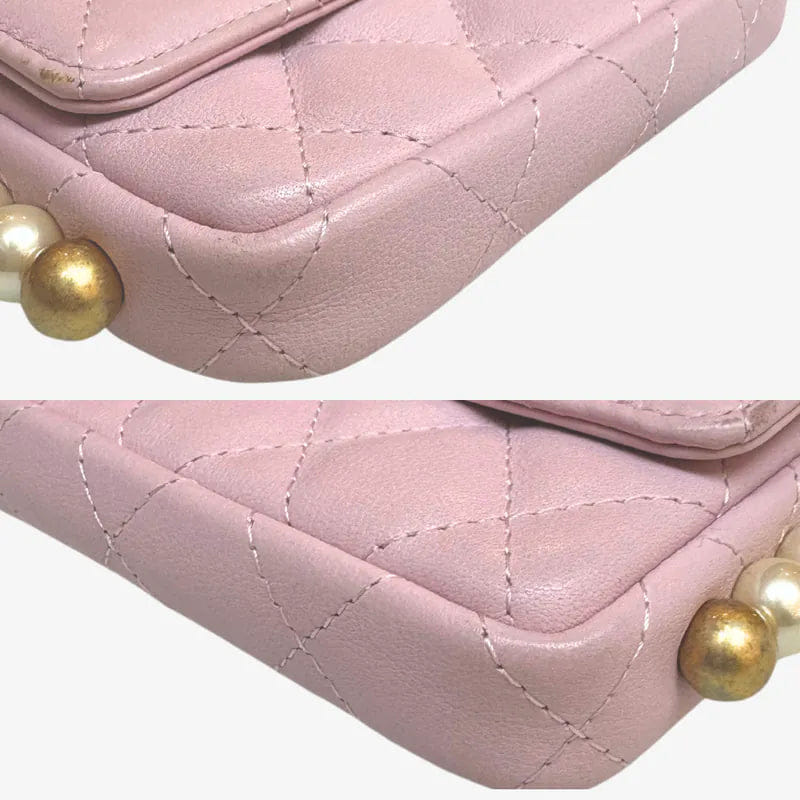 C586 - CHANEL Pink Calfskin Imitation Pearl Flap Card Holder With Chain