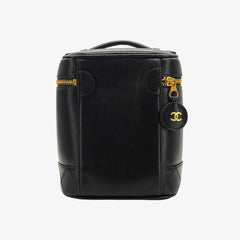 CS059 - CHANEL Vintage Black Lambskin Vanity Case Bag