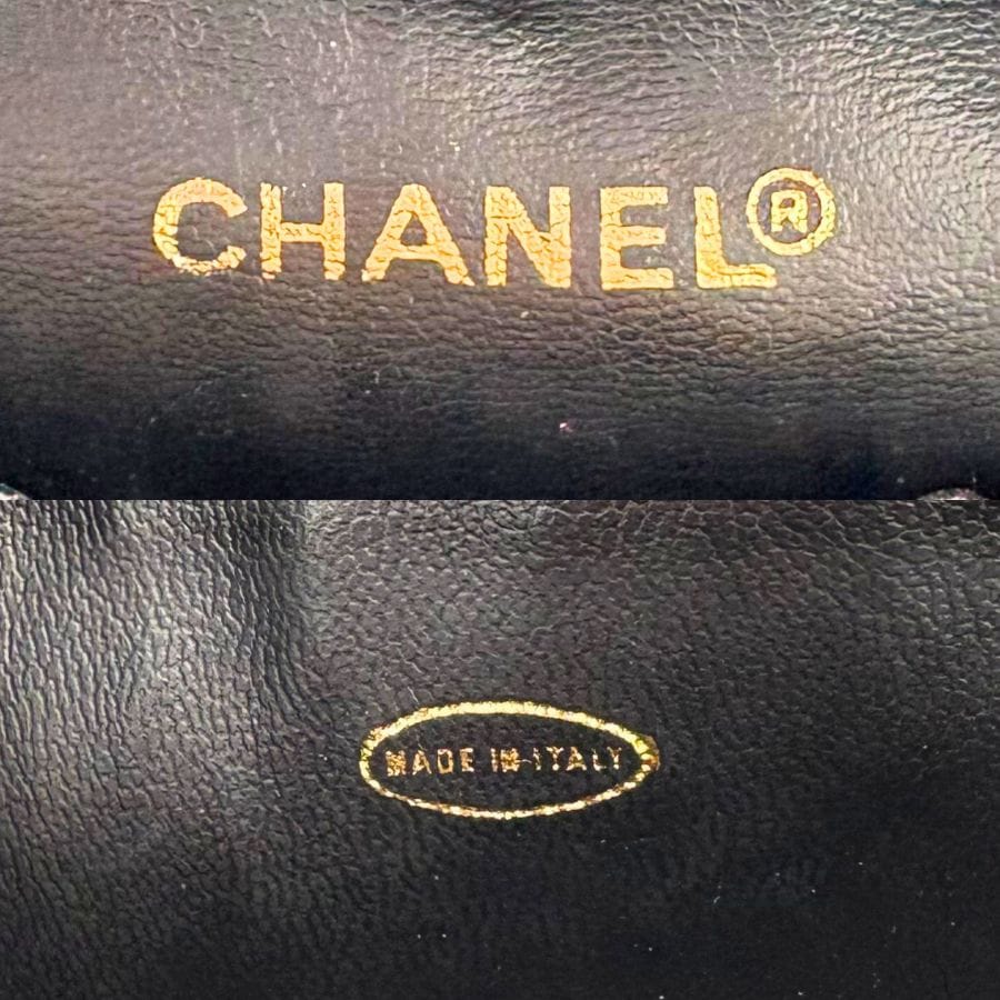 CS059 - CHANEL Vintage Black Lambskin Vanity Case Bag