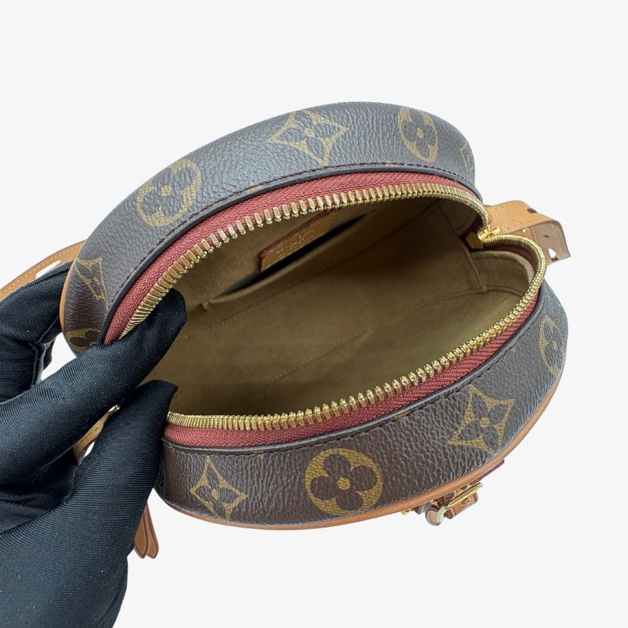 CS006 - LOUIS VUITTON Monogram Boite Chapeau Souple