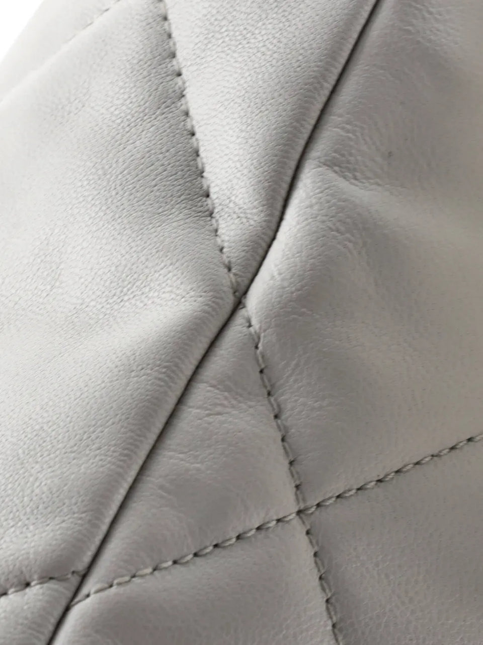 19 Flap Bag Quilted Leather Medium crossbody bag