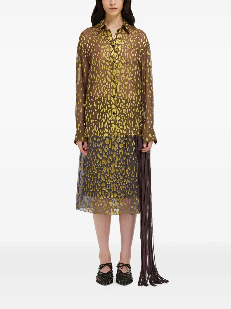 skirt with flower detail
