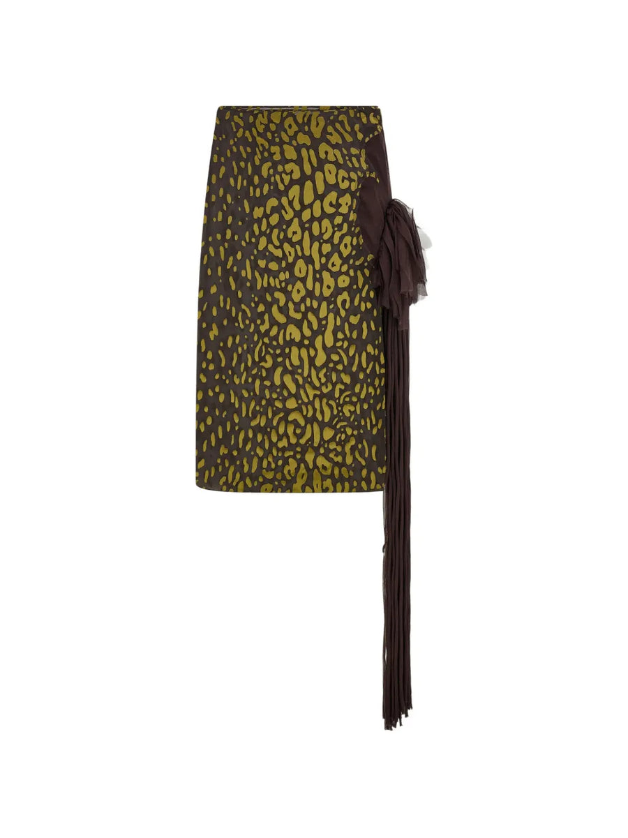 skirt with flower detail