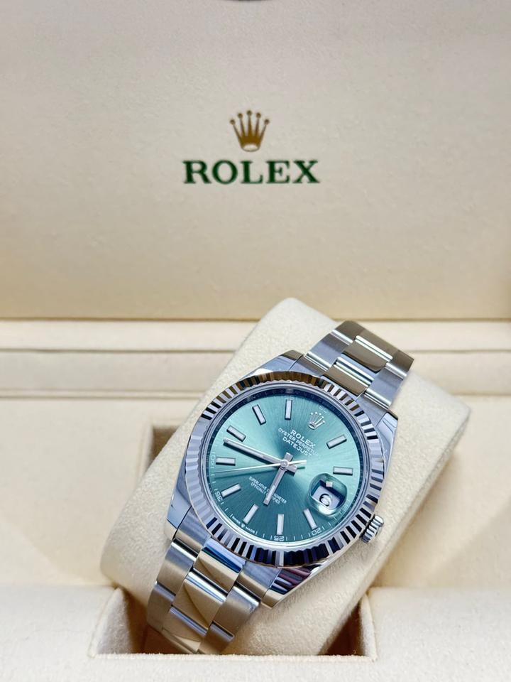 Rolex | Datejust | 126334 | Silver | 41 mm | Steel | Green | Automatic