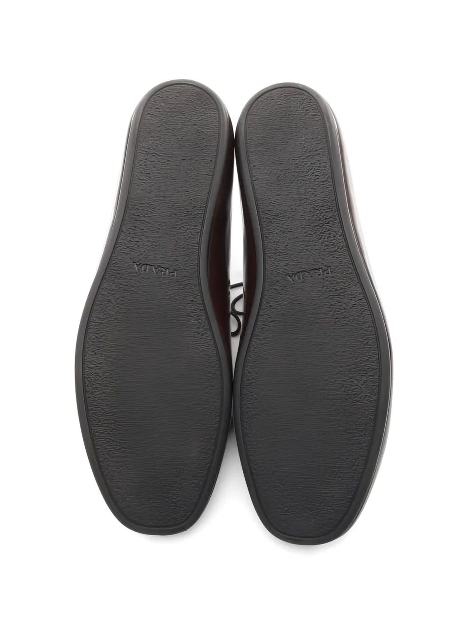 2010s lace-up leather shoes