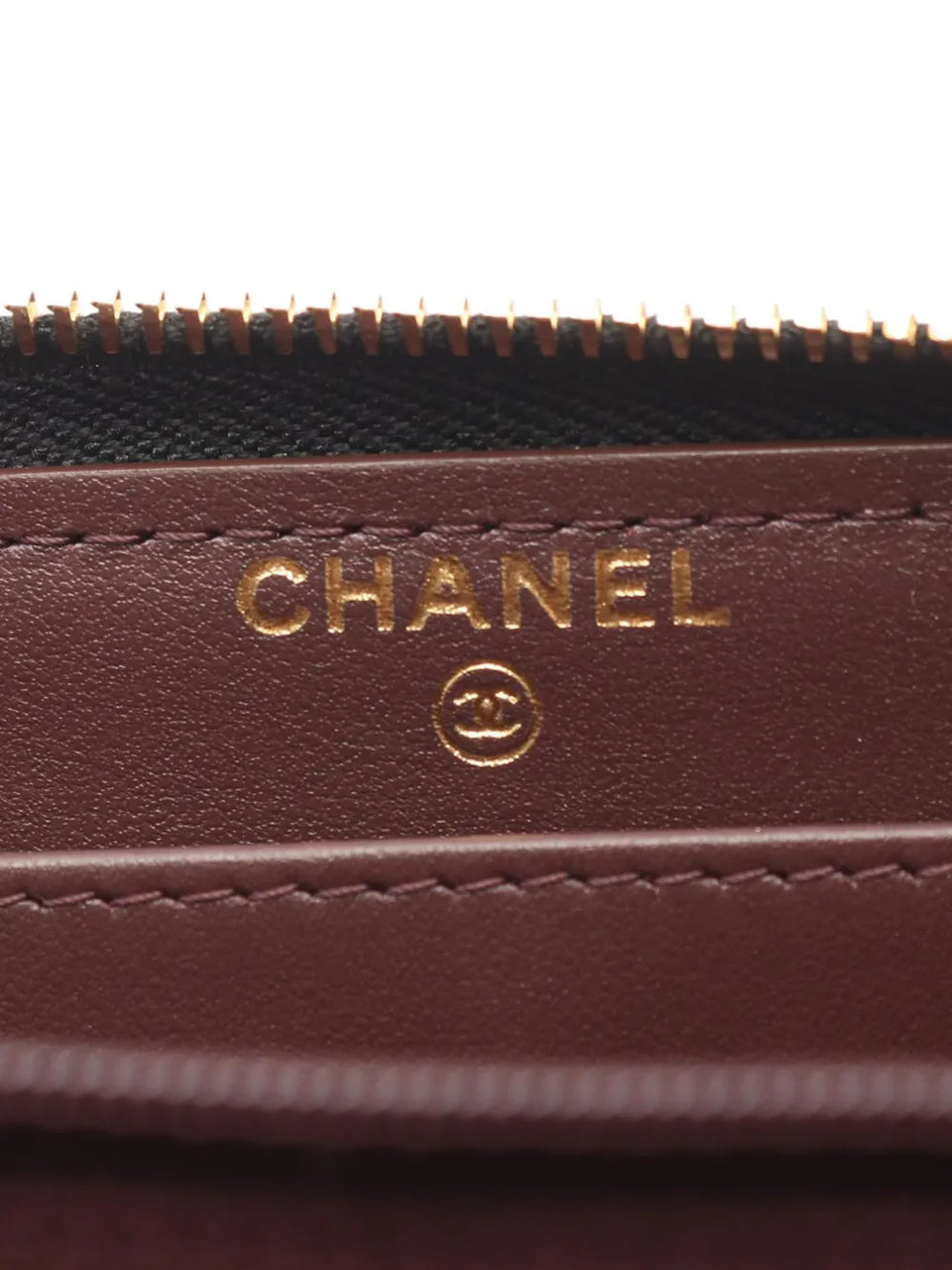 2021-2026 Quilted Caviar Classic Wallet long wallets