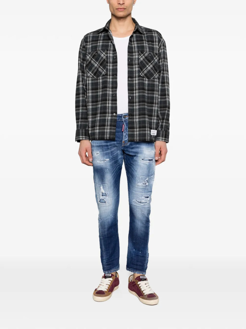 distressed-effect jeans