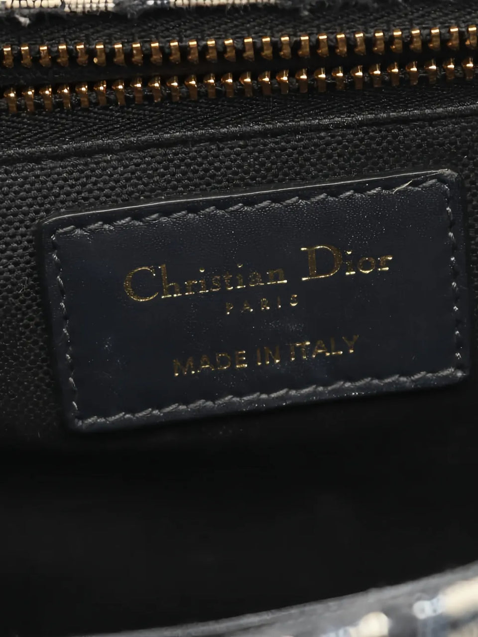 2010s 30 Montaigne shoulder bag