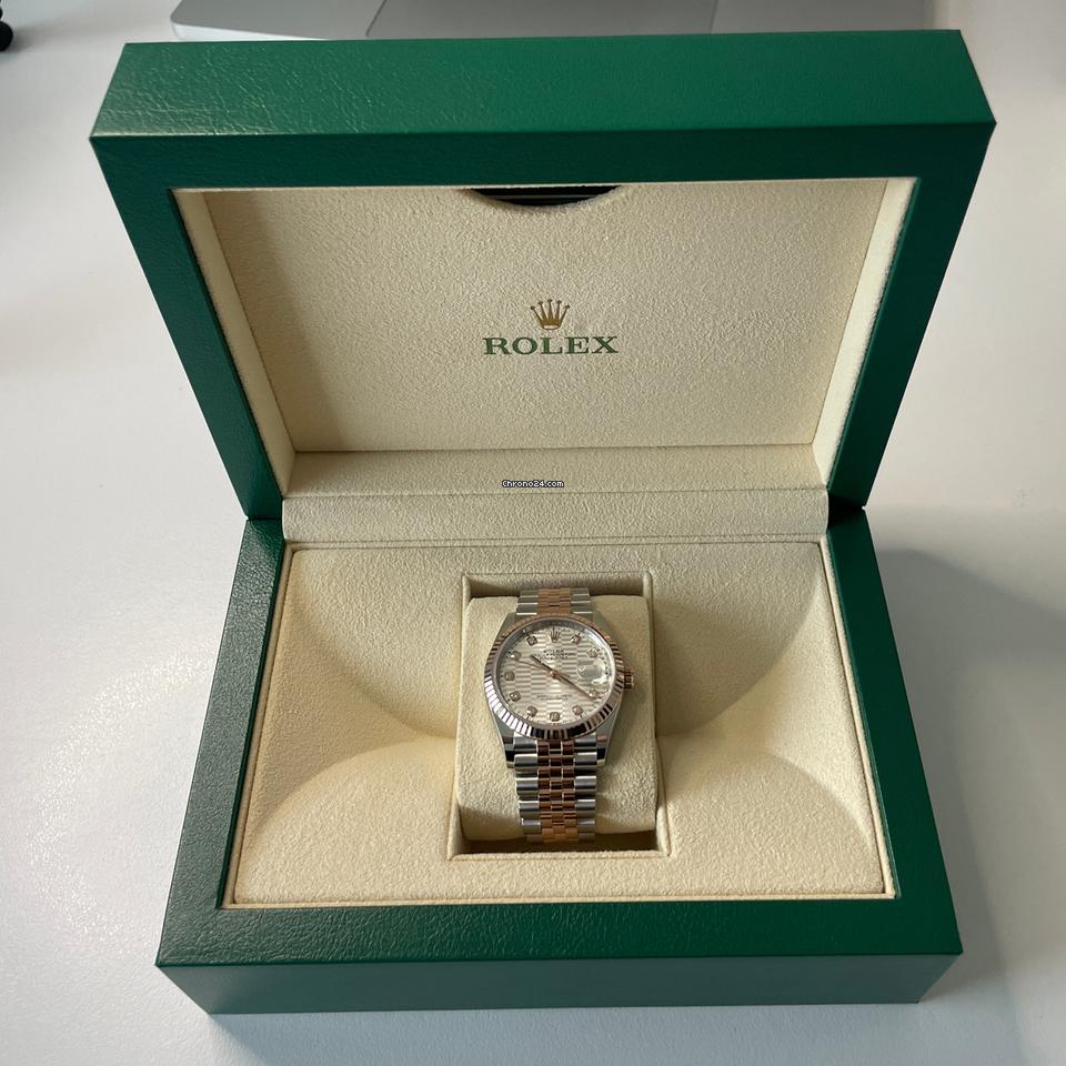 Rolex | Datejust | Oyster 36mm Stainless Steel & Rose Gold Watch Silver Fluted | Gold/Steel | 36 x 44 mm | Gold/Steel | Silver | Automatic