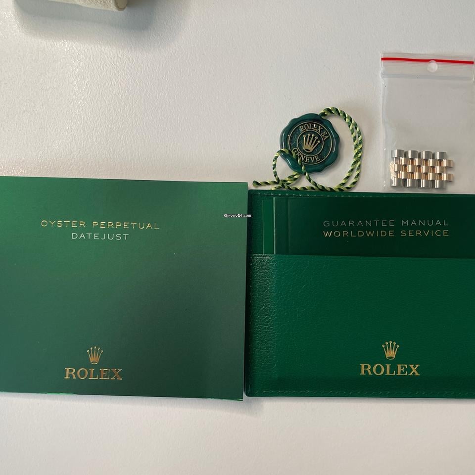 Rolex | Datejust | Oyster 36mm Stainless Steel & Rose Gold Watch Silver Fluted | Gold/Steel | 36 x 44 mm | Gold/Steel | Silver | Automatic