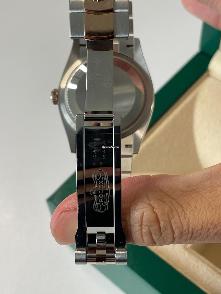 Rolex | Datejust | Oyster 36mm Stainless Steel & Rose Gold Watch Silver Fluted | Gold/Steel | 36 x 44 mm | Gold/Steel | Silver | Automatic