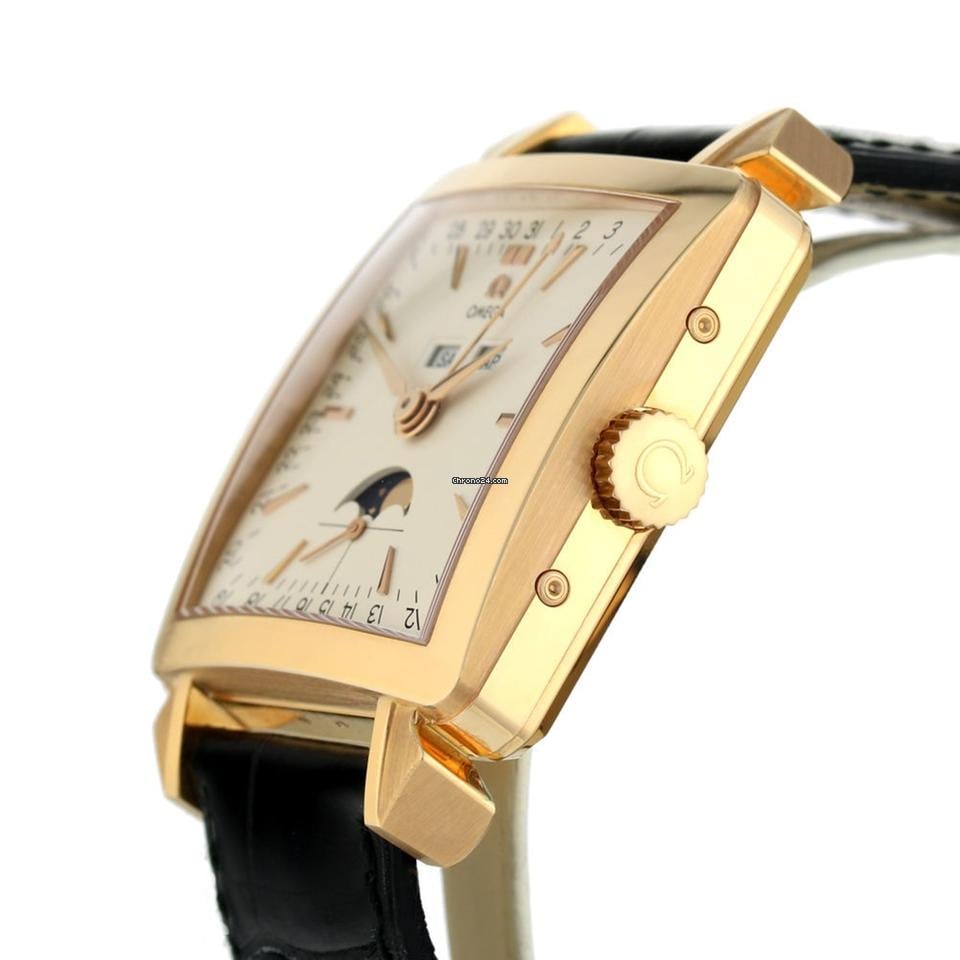 Omega Museum Cosmic Triple Calendar Moonphase Roségold - Museum Collection