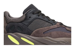 Yeezy Boost 700 Mauve