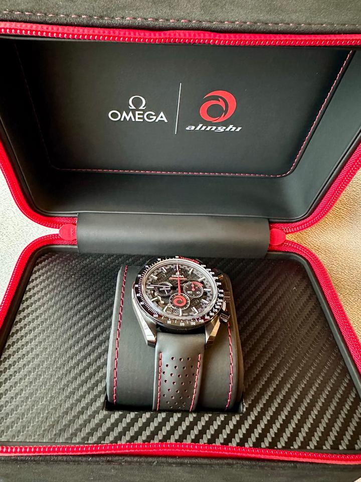 Omega Speedmaster Dark Side Of The Moon 'Alinghi' Full Set Special Edition