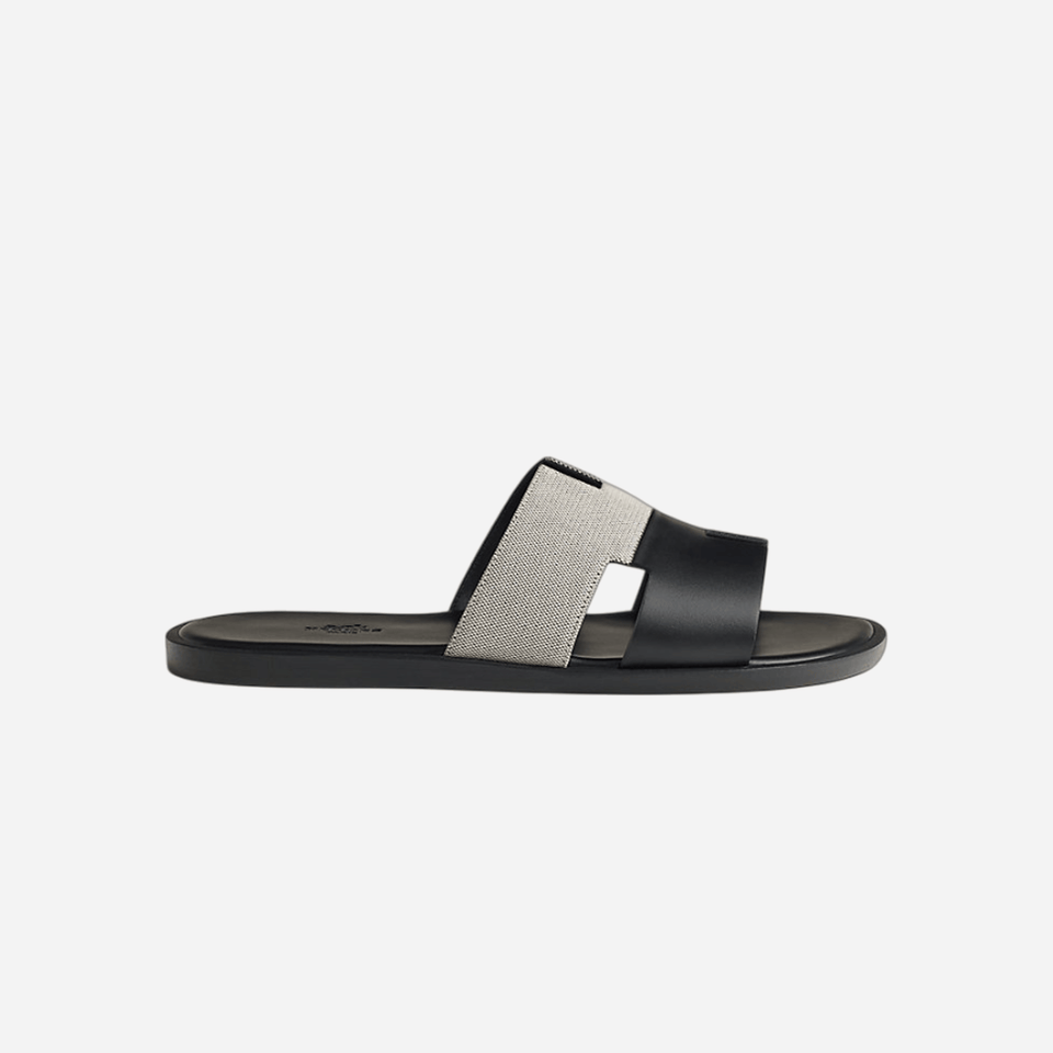 Hermes Izmir Sandal Prunoir / Noir