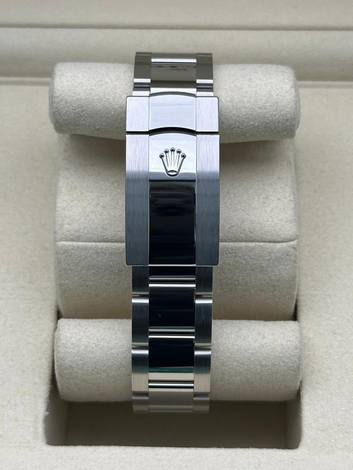 Rolex | Datejust | 126200 | Steel | 36 mm | Steel | Green | Automatic