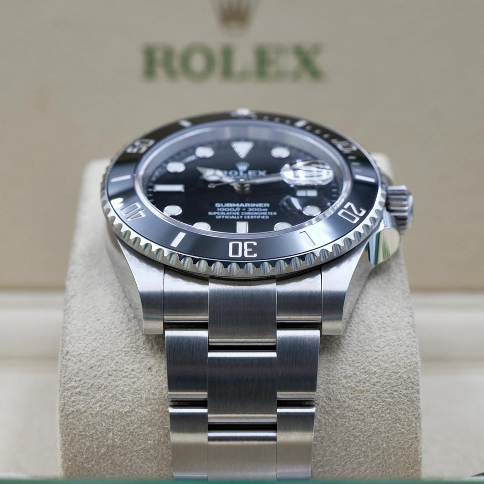 Rolex | Submariner | 126610LN | Steel | 41 x 40 mm | Steel | Black | Automatic
