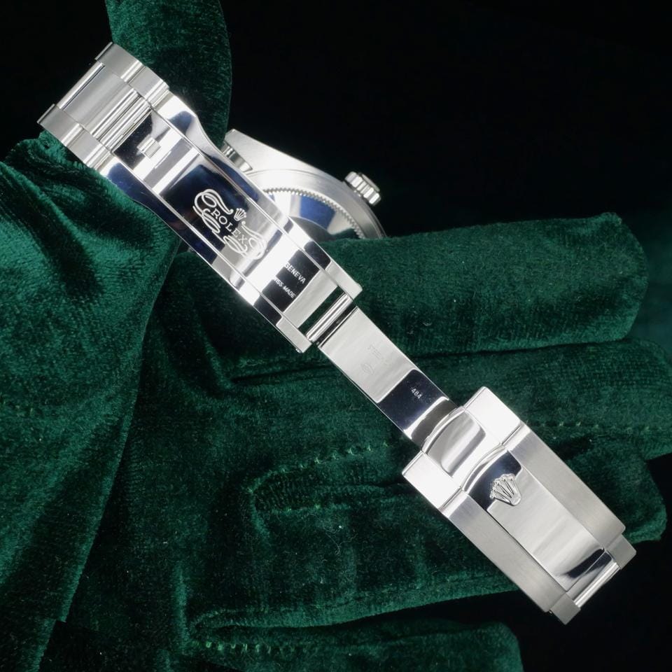 Rolex | Sky-Dweller | 336934 | Steel | 42 mm | Steel | Green | Automatic