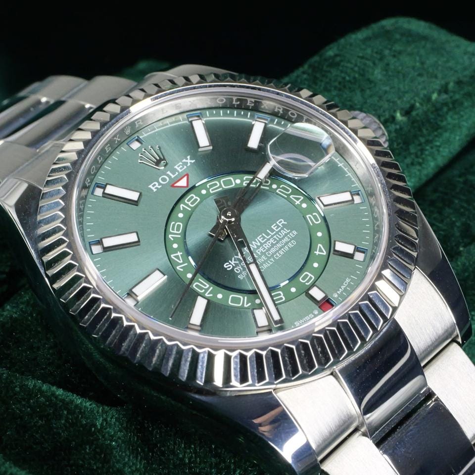 Rolex | Sky-Dweller | 336934 | Steel | 42 mm | Steel | Green | Automatic