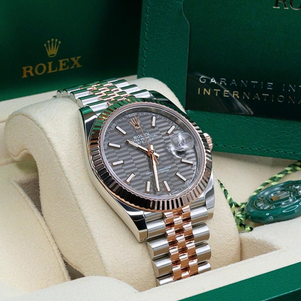 Rolex | Datejust | 126331 | Steel | 41 mm | Gold/Steel | Grey | Automatic