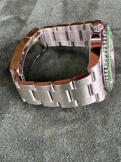 Rolex | Submariner | 116610LV | Steel | 40 mm | Steel | Green | Automatic