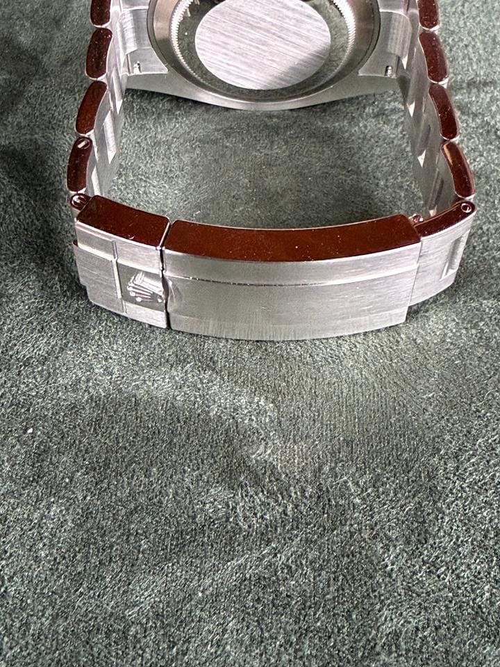 Rolex | Submariner | 116610LV | Steel | 40 mm | Steel | Green | Automatic