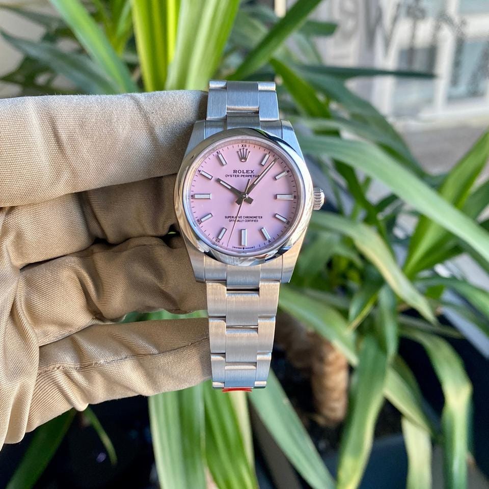 Rolex | Oyster Perpetual | 124200 | Steel | 34 mm | Steel | Pink | Automatic