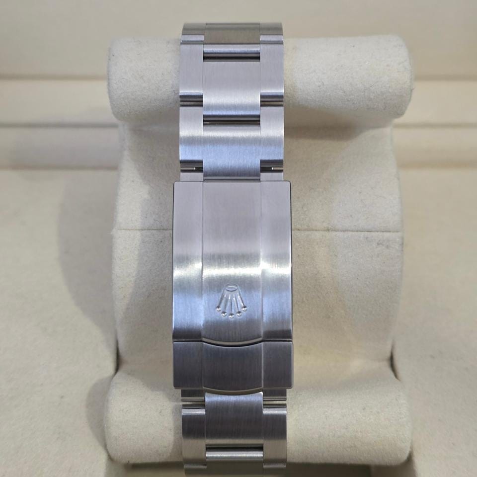 Rolex Oyster Perpetual MED BLUE 41mm ref : 134300 NEUVE 03/2026