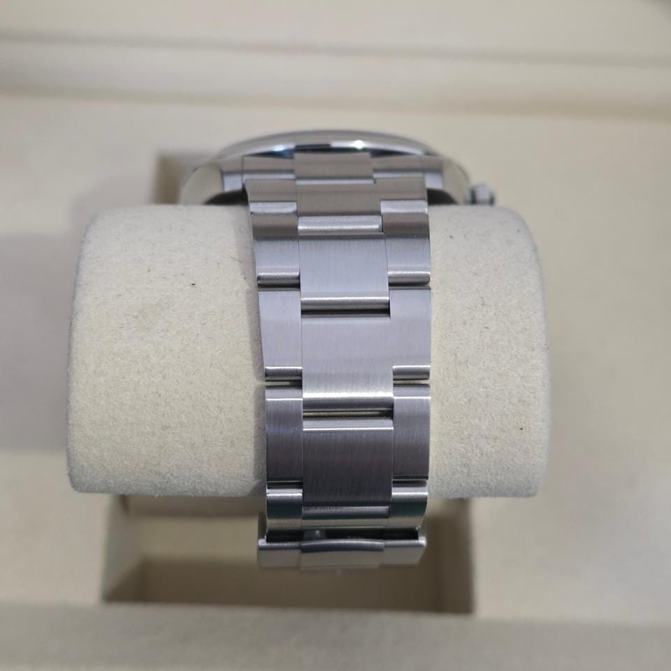 Rolex Oyster Perpetual MED BLUE 41mm ref : 134300 NEUVE 03/2026