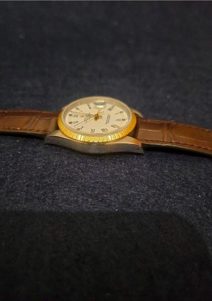 Rolex | Oyster Perpetual | 15233 | Steel | 34 mm | Leather | Automatic
