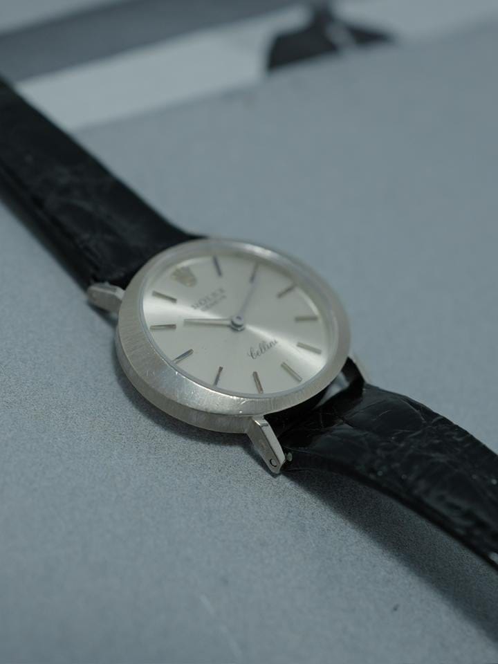 Rolex | Cellini | 3768 | White gold | 32 mm | Leather | Silver | Manual winding