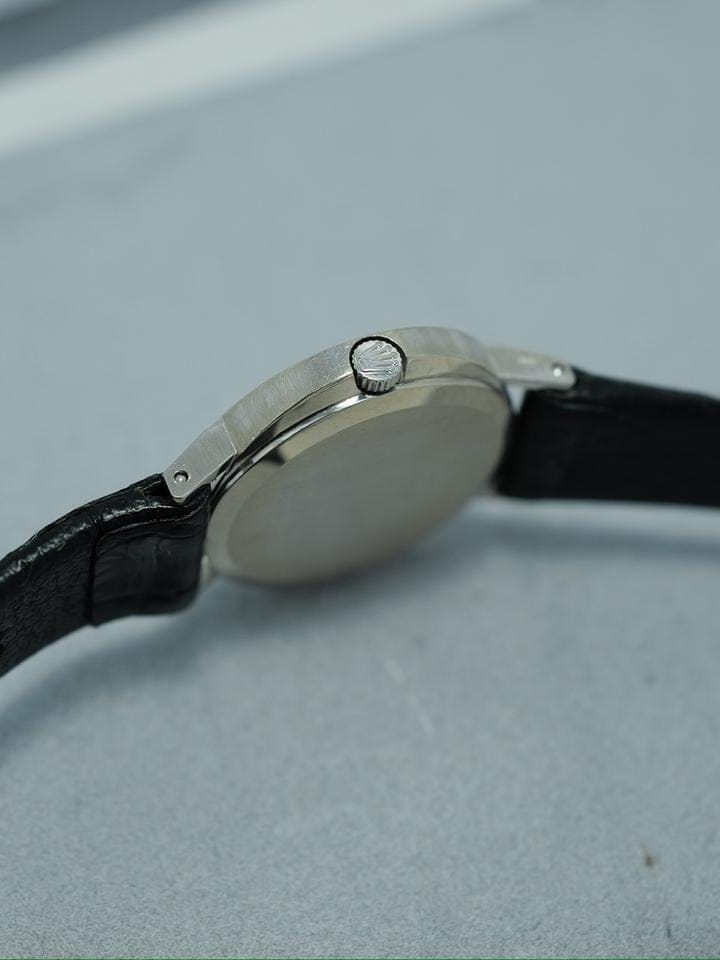 Rolex | Cellini | 3768 | White gold | 32 mm | Leather | Silver | Manual winding