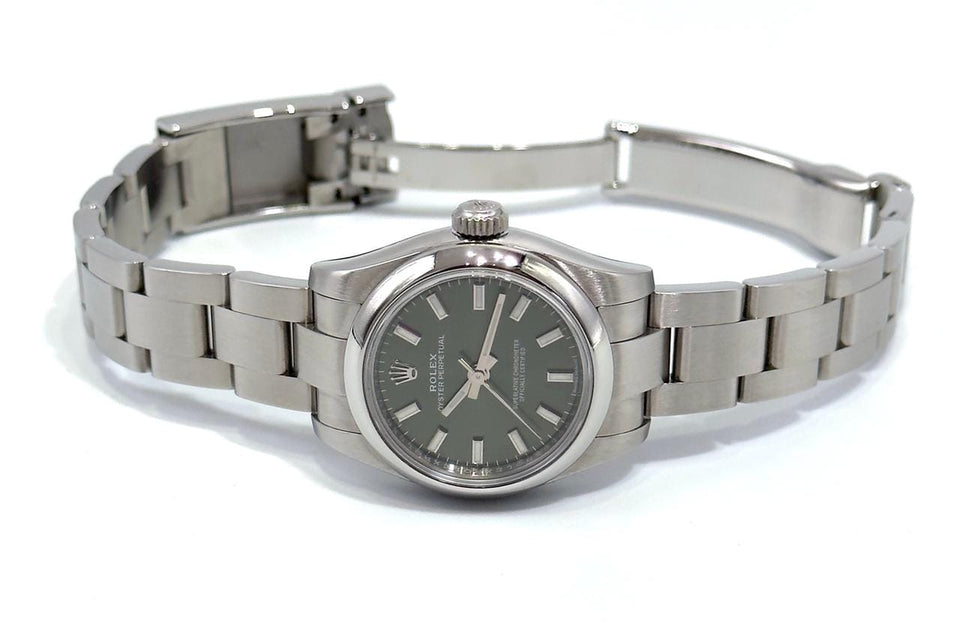 Rolex | Oyster Perpetual | 176200 | Steel | 26 x 29 mm | Steel | Green | Automatic