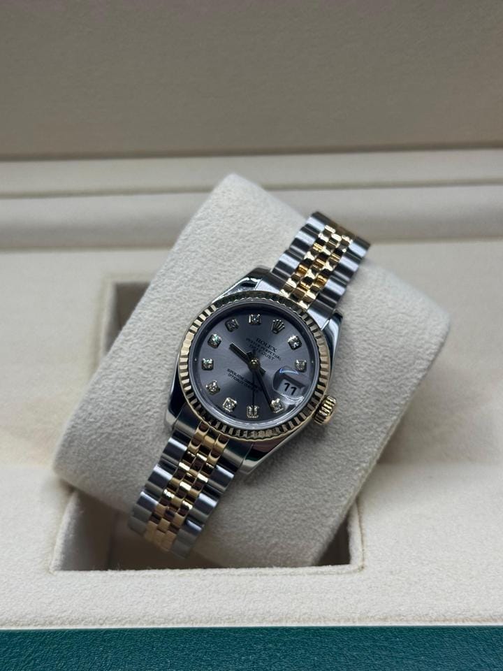 Rolex | Datejust | 179173 | Gold/Steel | 26 mm | Gold/Steel | Silver | Automatic