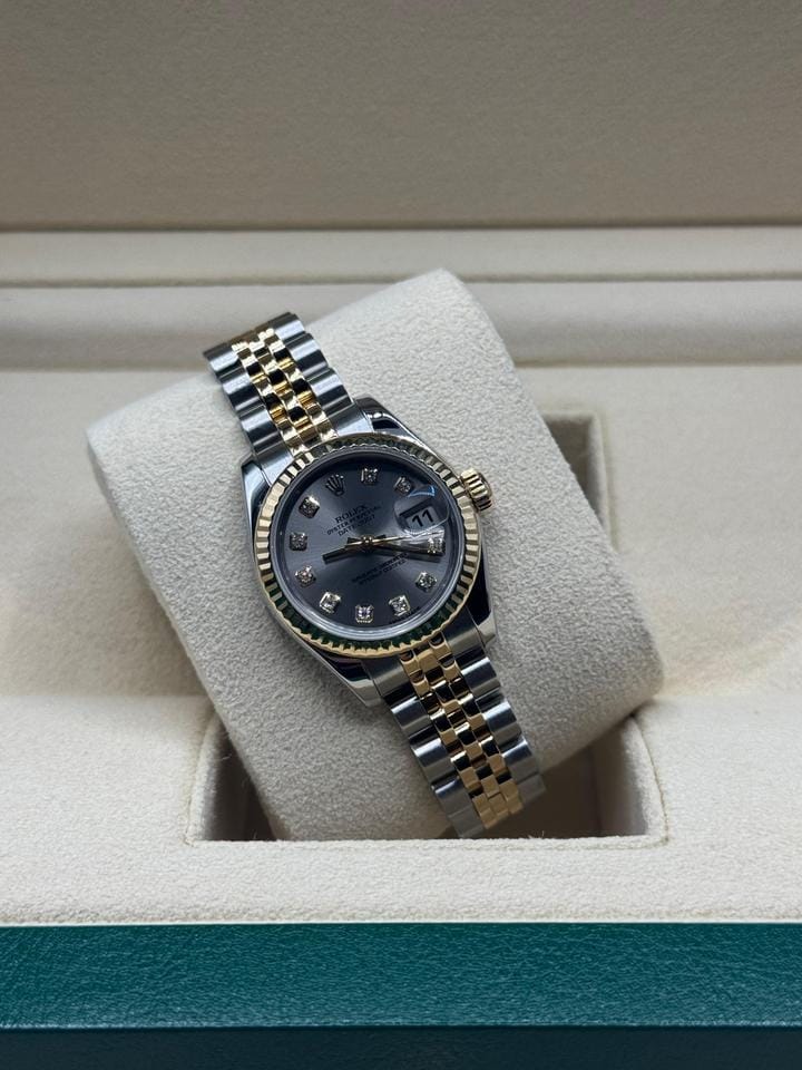 Rolex | Datejust | 179173 | Gold/Steel | 26 mm | Gold/Steel | Silver | Automatic