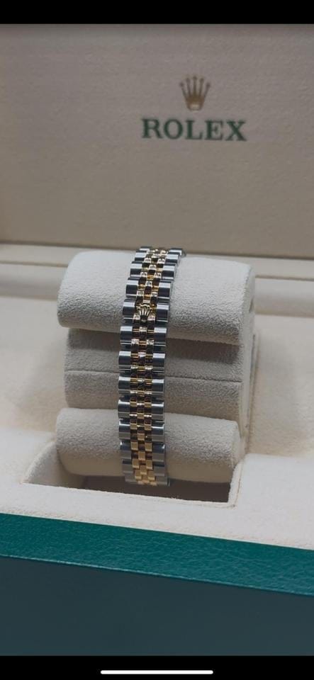 Rolex | Datejust | 179173 | Gold/Steel | 26 mm | Gold/Steel | Silver | Automatic