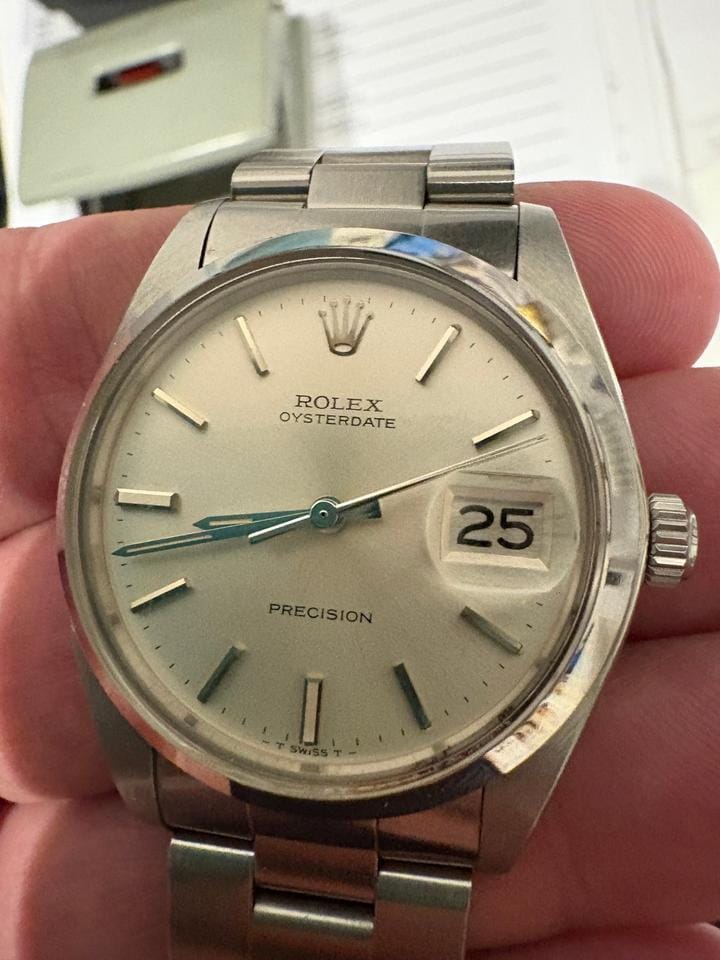 Rolex | Oysterdate Precision | 6694 | Steel | 34 x 36 mm | Steel | Silver | Manual winding