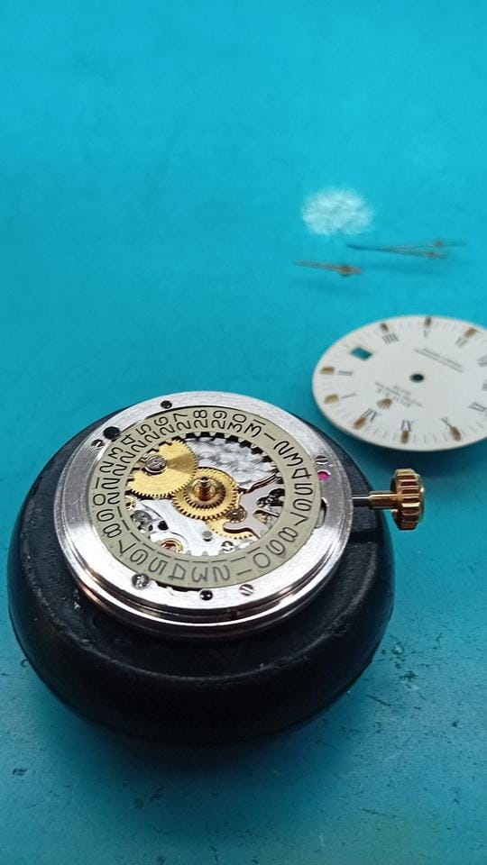Rolex | Oyster Perpetual | 1500 | Steel | 34 mm | Gold/Steel | White | Automatic
