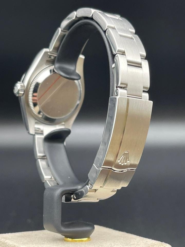 Rolex | Oyster Perpetual | 176200 | Steel | 26 x 29 mm | Steel | White | Automatic