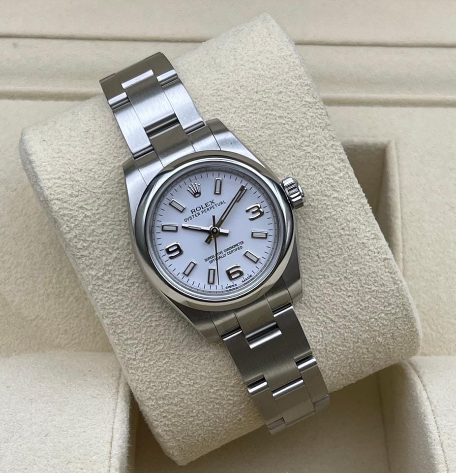 Rolex | Oyster Perpetual | 176200 | Steel | 26 x 29 mm | Steel | White | Automatic
