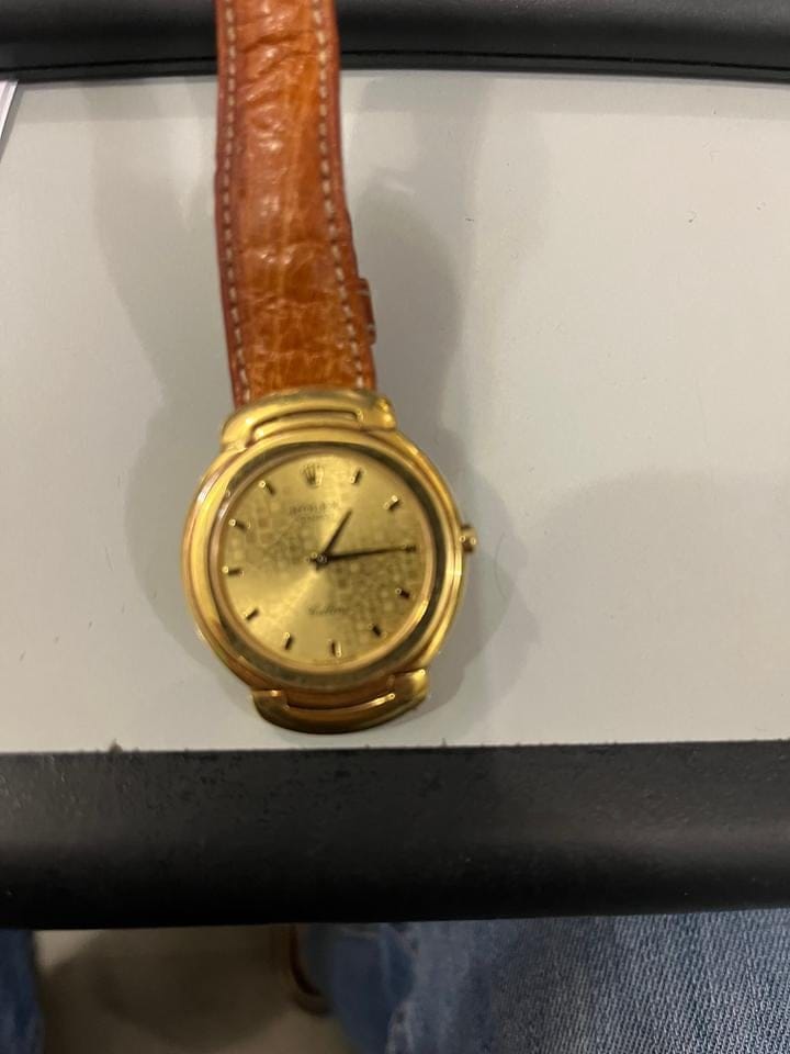 Rolex | Cellini | 6622 | Yellow gold | 33 mm | Gold | Quartz