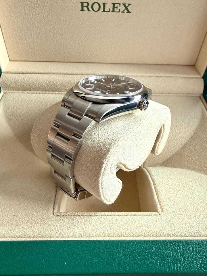 Rolex | Oyster Perpetual | 124300 | Steel | 41 mm | Steel | Black | Automatic
