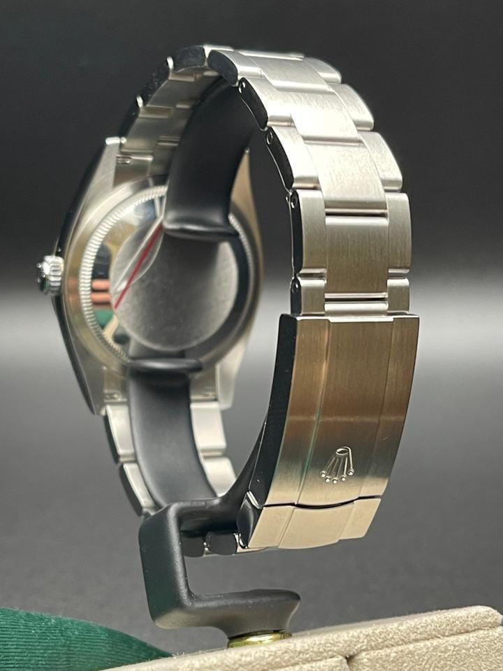 Rolex | Oyster Perpetual | 126000 | Steel | 36 mm | Steel | Silver | Automatic