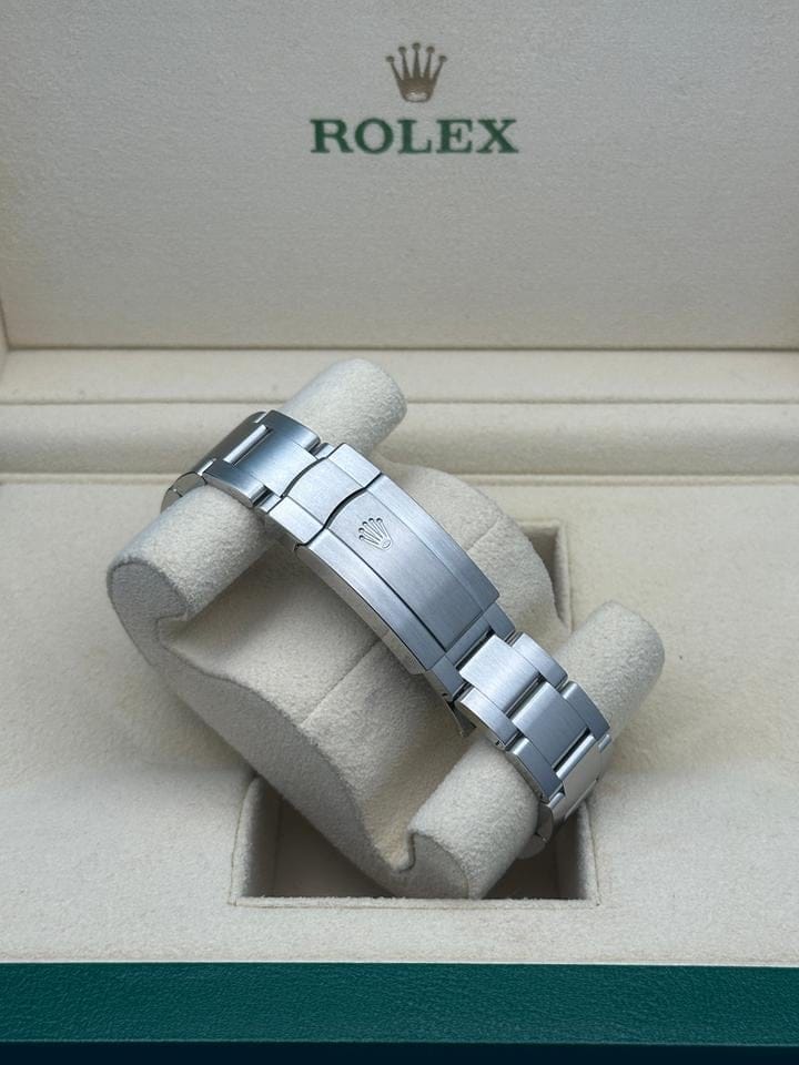 Rolex | Oyster Perpetual | 124300 | Steel | 41 mm | Steel | Silver | Automatic