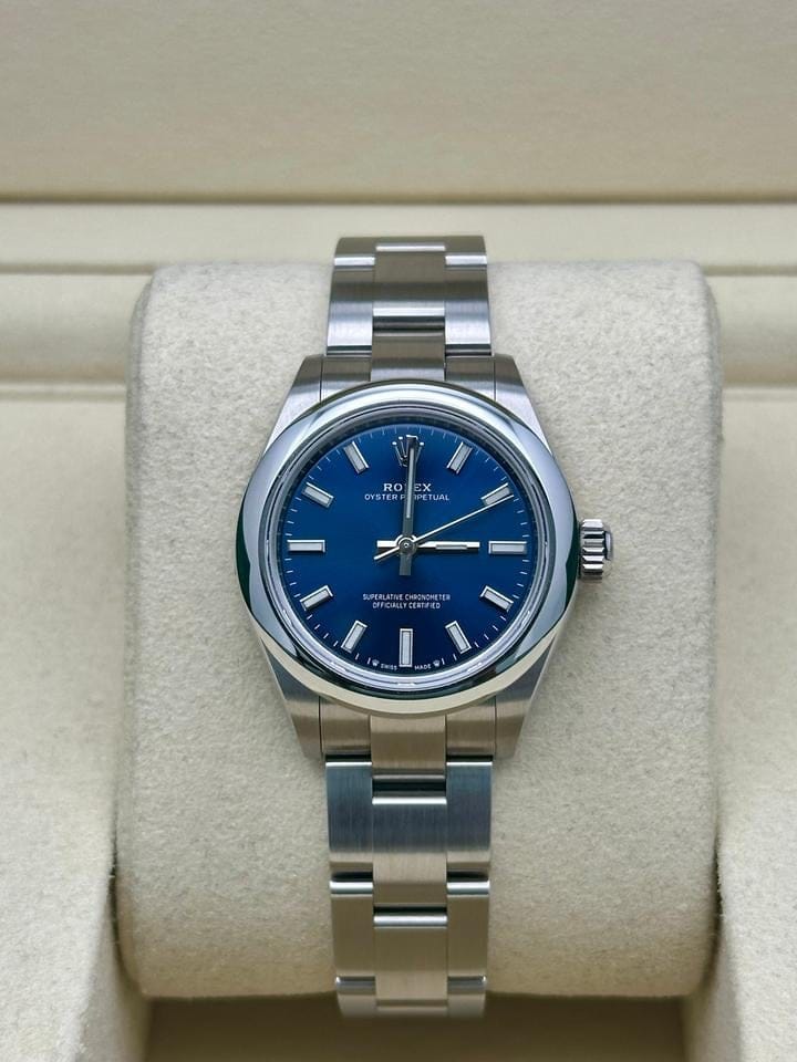 Rolex | Oyster Perpetual | 276200 | Steel | 28 x 33 mm | Steel | Blue | Automatic
