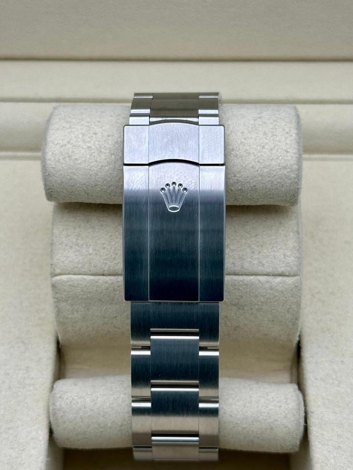 Rolex | Oyster Perpetual | 276200 | Steel | 28 x 33 mm | Steel | Blue | Automatic
