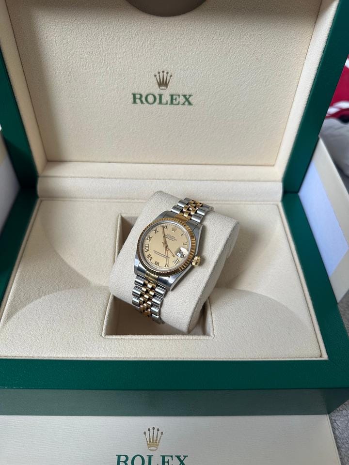 Rolex | Datejust | 68273 | Gold/Steel | 31 mm | Gold/Steel | Champagne | Automatic